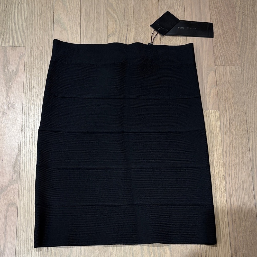 BCBGMaxAzria Classic Black Mini Bandage Pencil Skirt Small